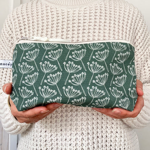 Spruce Cow Parsley Mid Pouch