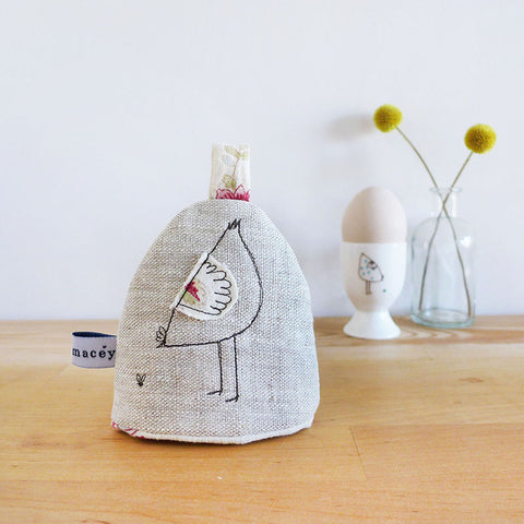 EGG COSY - embroidered natural linen hen