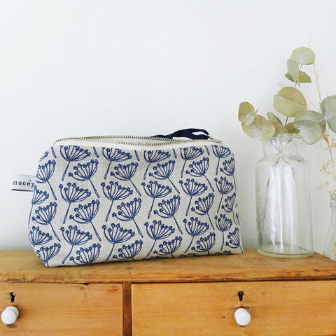 Navy Cow Parsley Mid Pouch