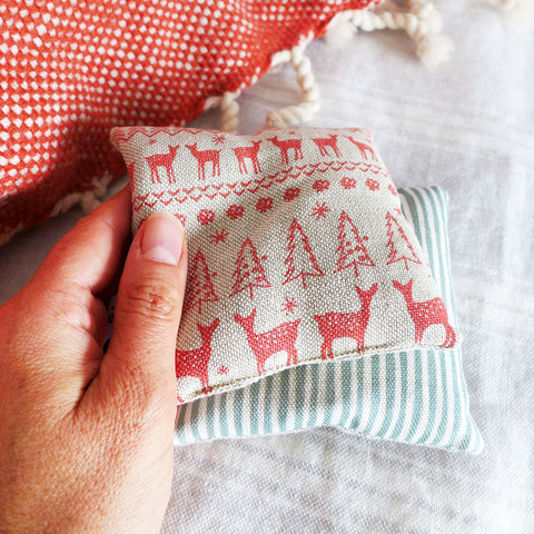 WHEAT HAND WARMERS - Fairisle