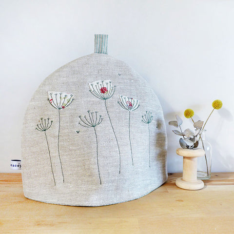 LINEN TEA COSY - embroidered cow parsley