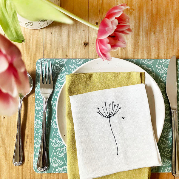 EMBROIDERED WHITE COCKTAIL NAPKINS - cow parsley