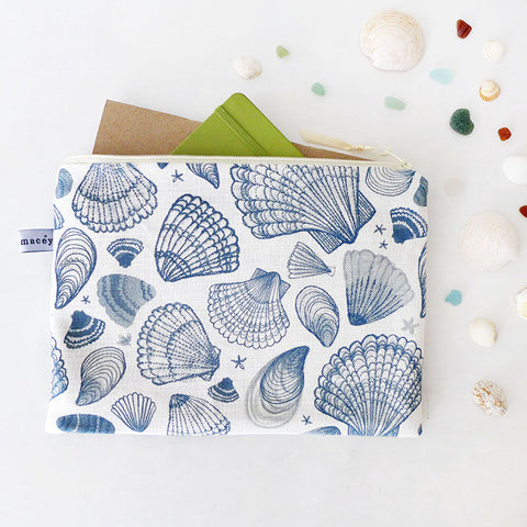 TRAVEL POUCH - navy Seashells